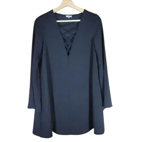 Ecoté (Anthropologie) Elegant Black V-Neck Lattice Dress - Picture 2 of 10